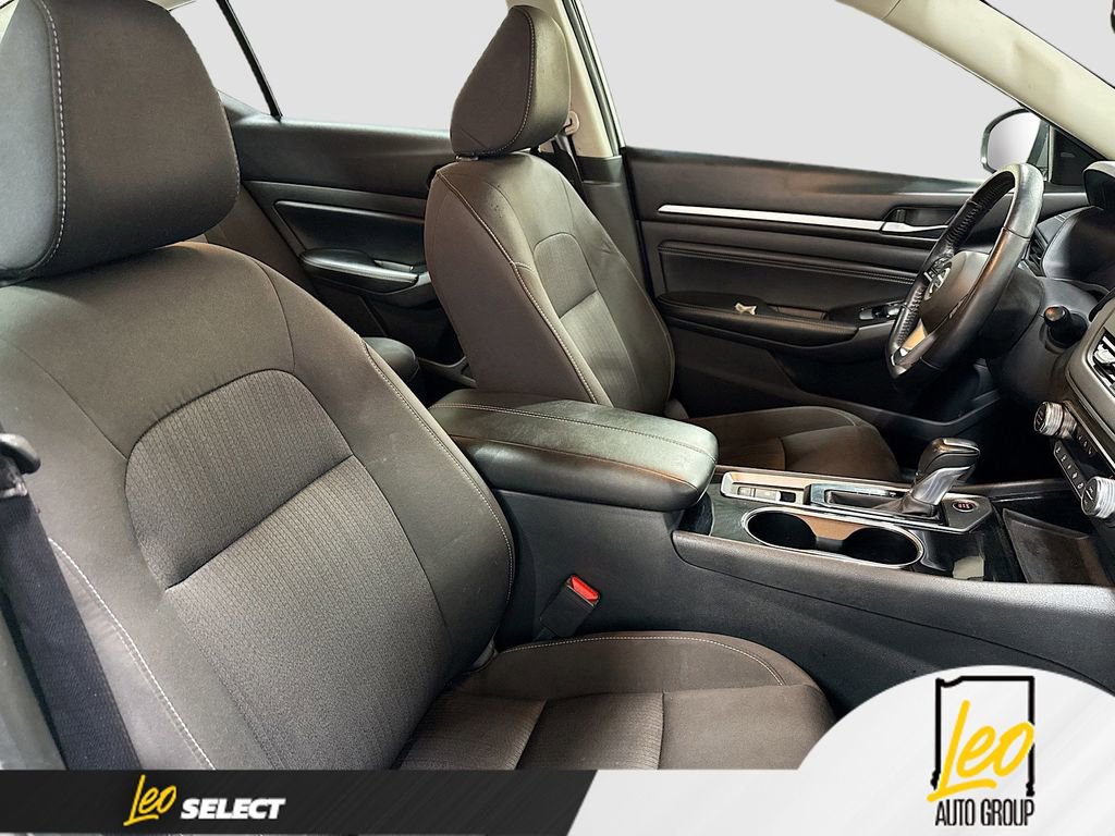 Used 2020 Nissan Altima 2.5 SV FWD image 27