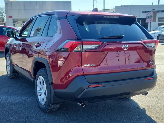 New 2024 Toyota RAV4 LE AWD/4WD image 4