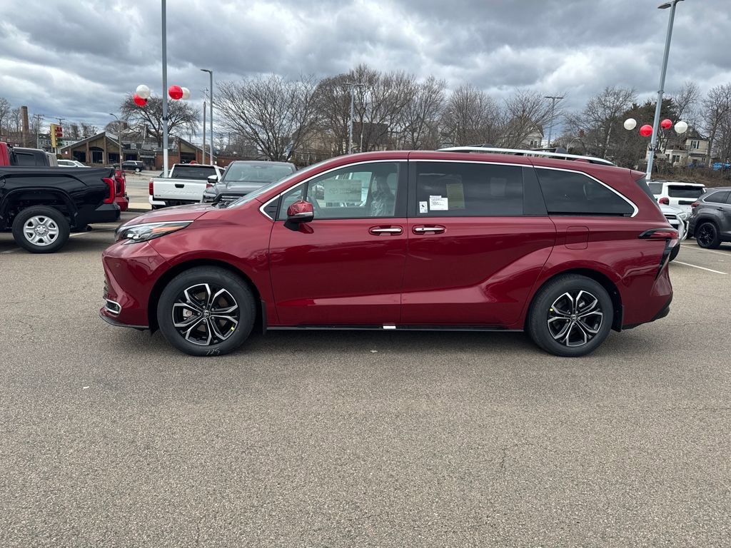 New 2026 Toyota Sienna Platinum image 4