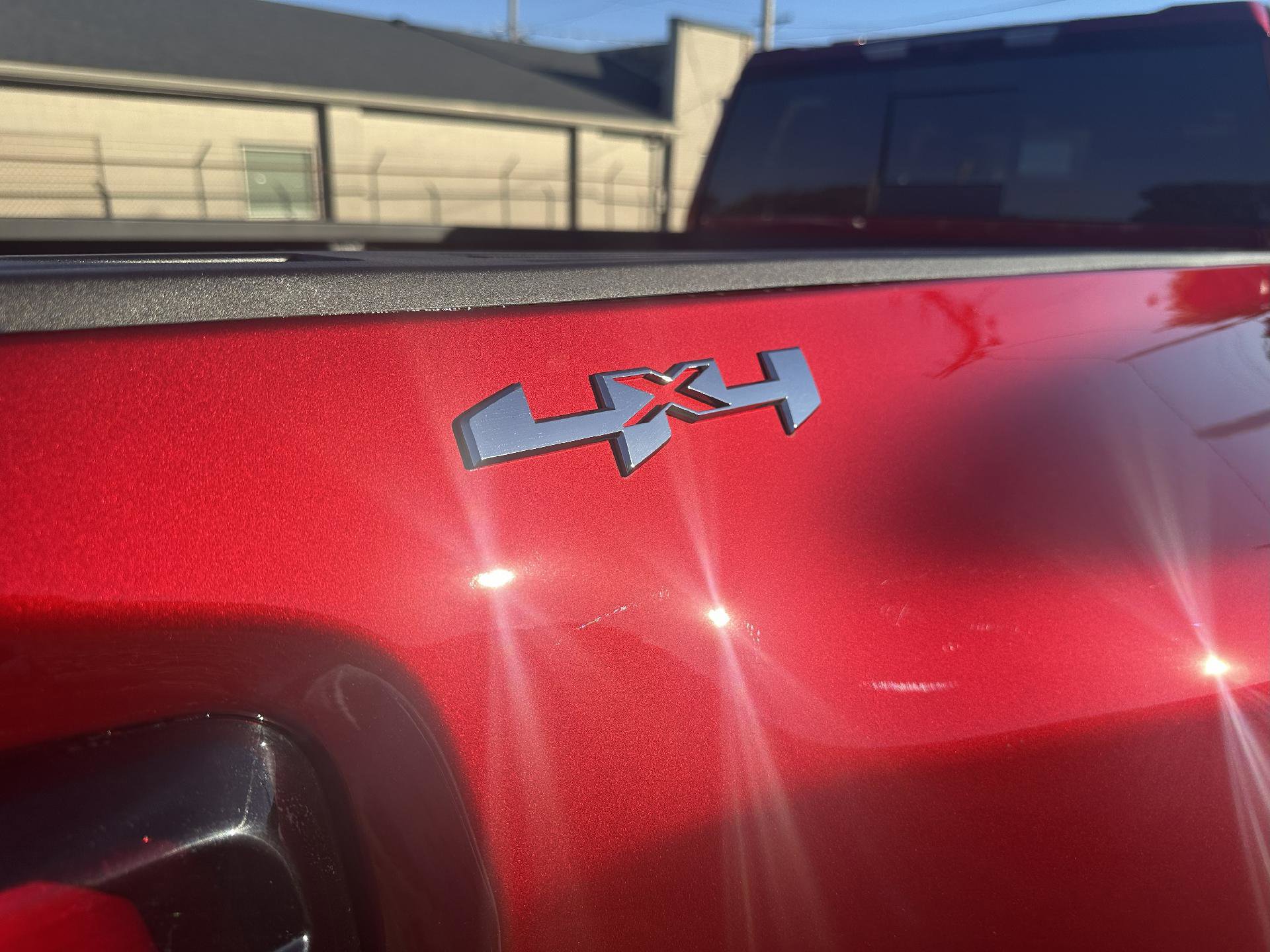 New 2026 GMC Sierra 3500 SLT w/ SLT Convenience Package image 11