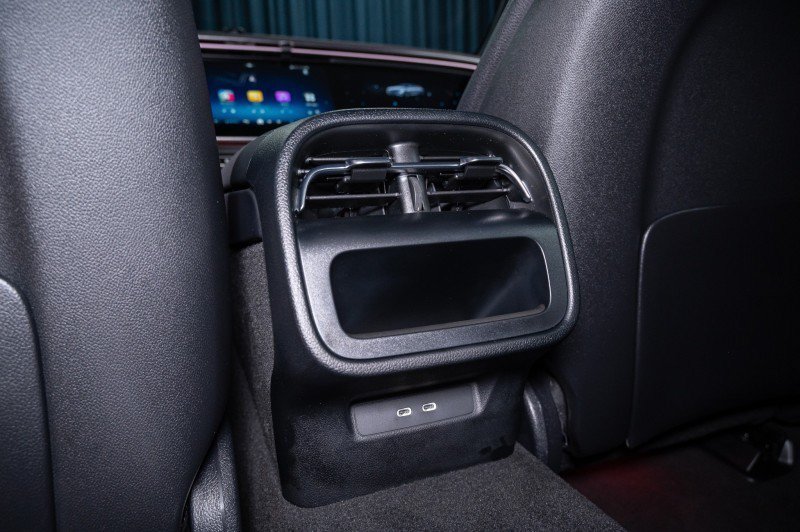 Certified 2026 Mercedes-Benz E 450 4MATIC Sedan image 8