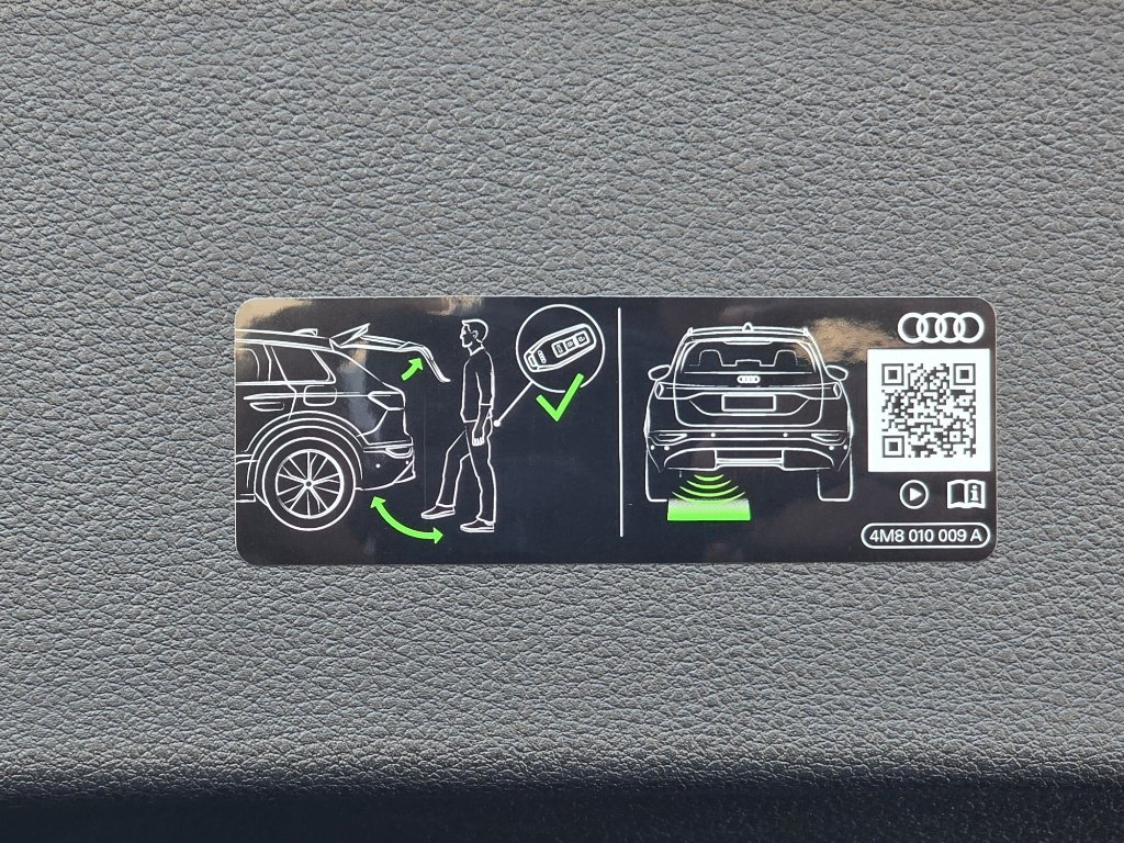 New 2026 Audi SQ8 Prestige AWD/4WD image 13