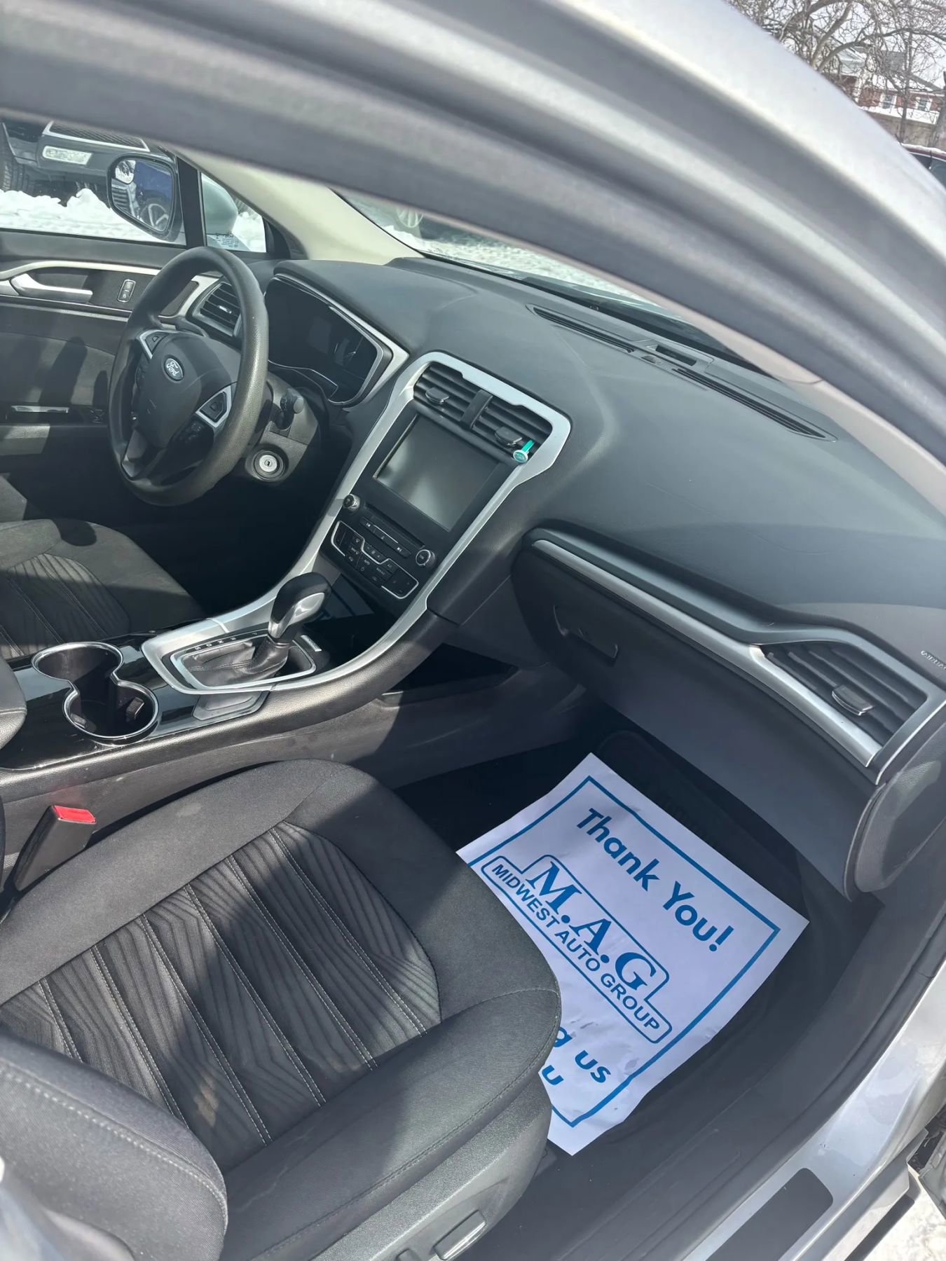 Used 2016 Ford Fusion SE image 25