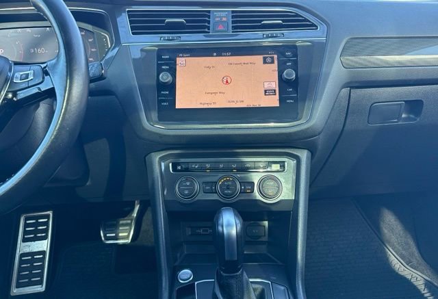 Used 2020 Volkswagen Tiguan SEL Premium R-Line image 56