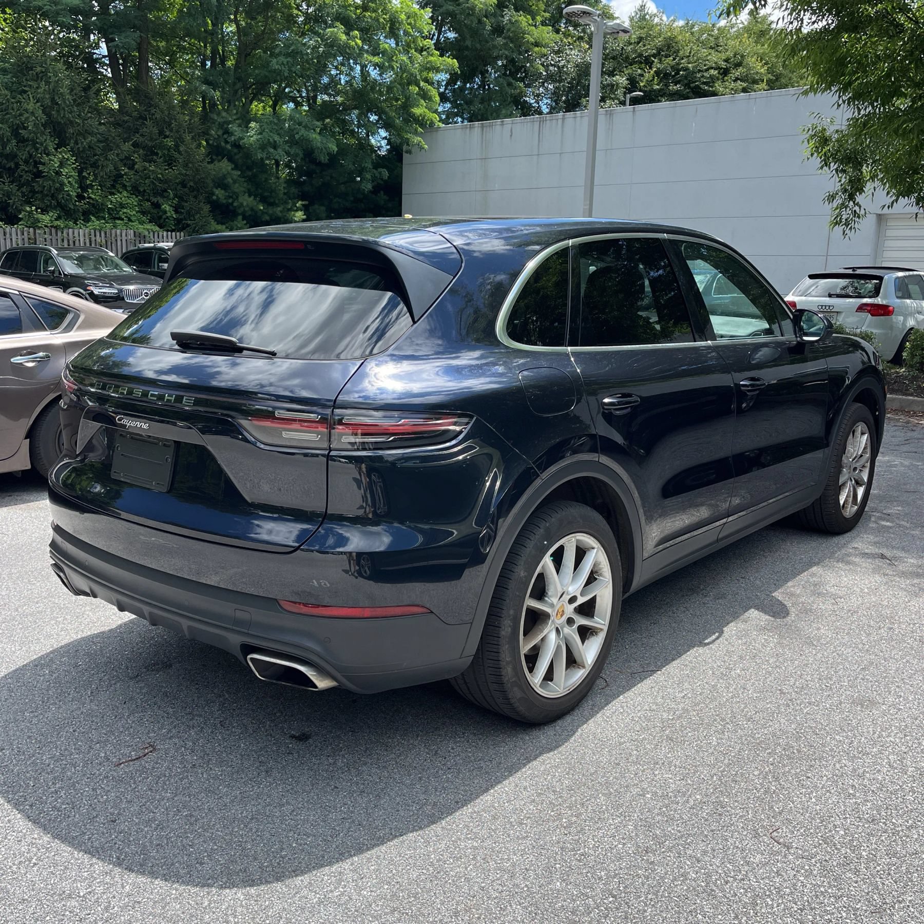 Used 2020 Porsche Cayenne AWD/4WD image 6
