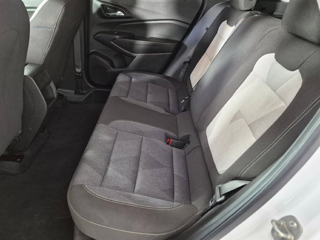 Used 2024 Chevrolet Trax LS w/ LS Convenience Package FWD image 22