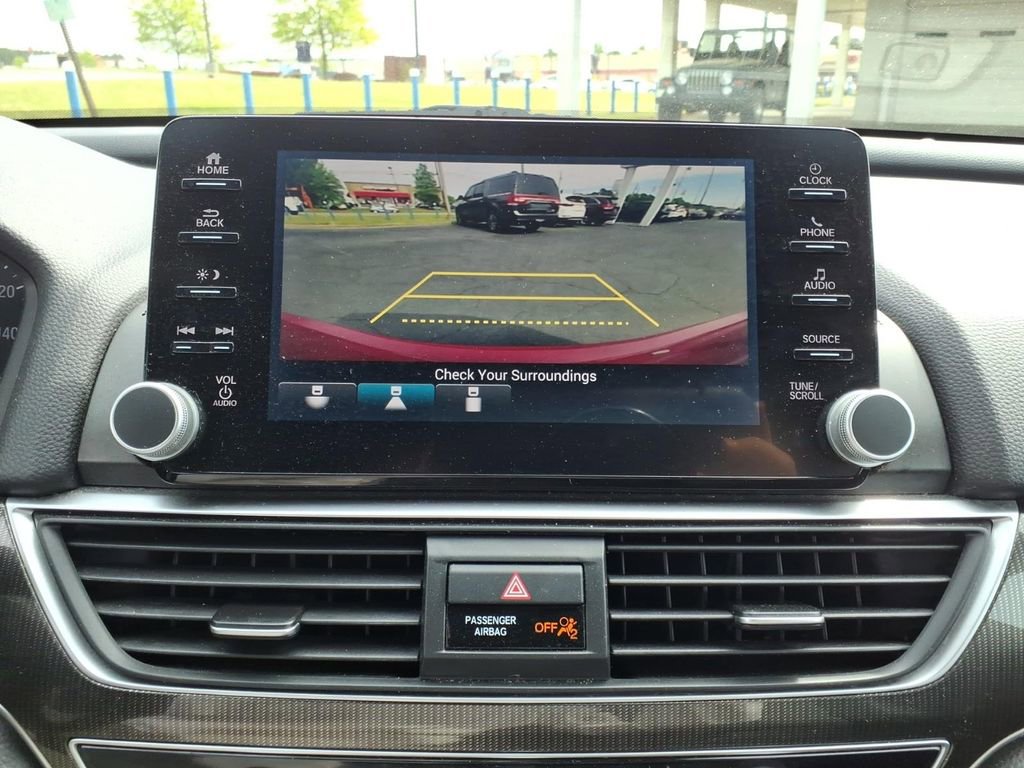 Used 2018 Honda Accord EX-L image 10