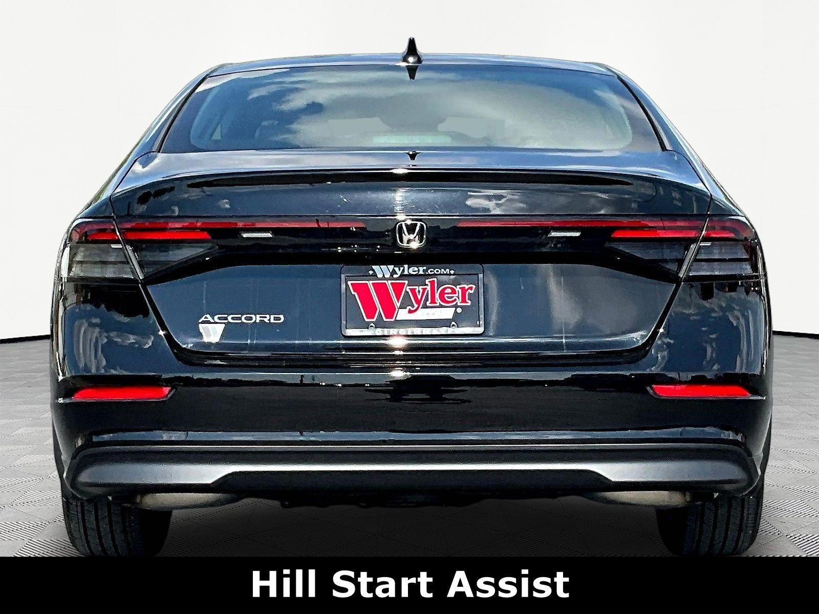 Used 2025 Honda Accord LX image 5