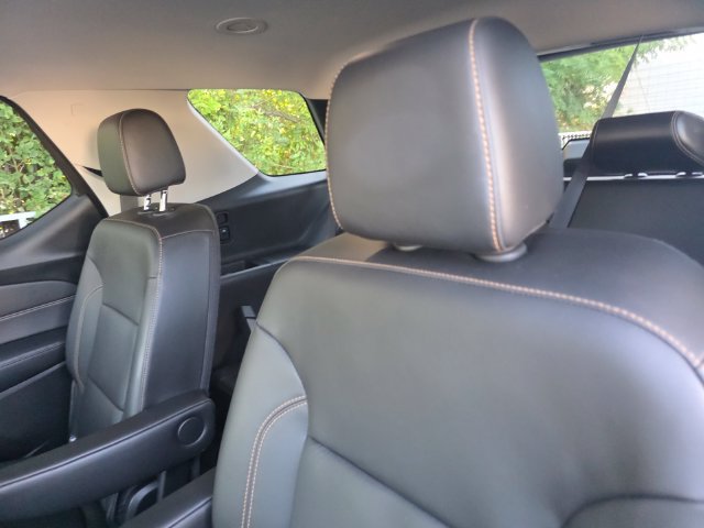Certified 2021 Chevrolet Traverse LT w/ LT Premium Package FWD image 14