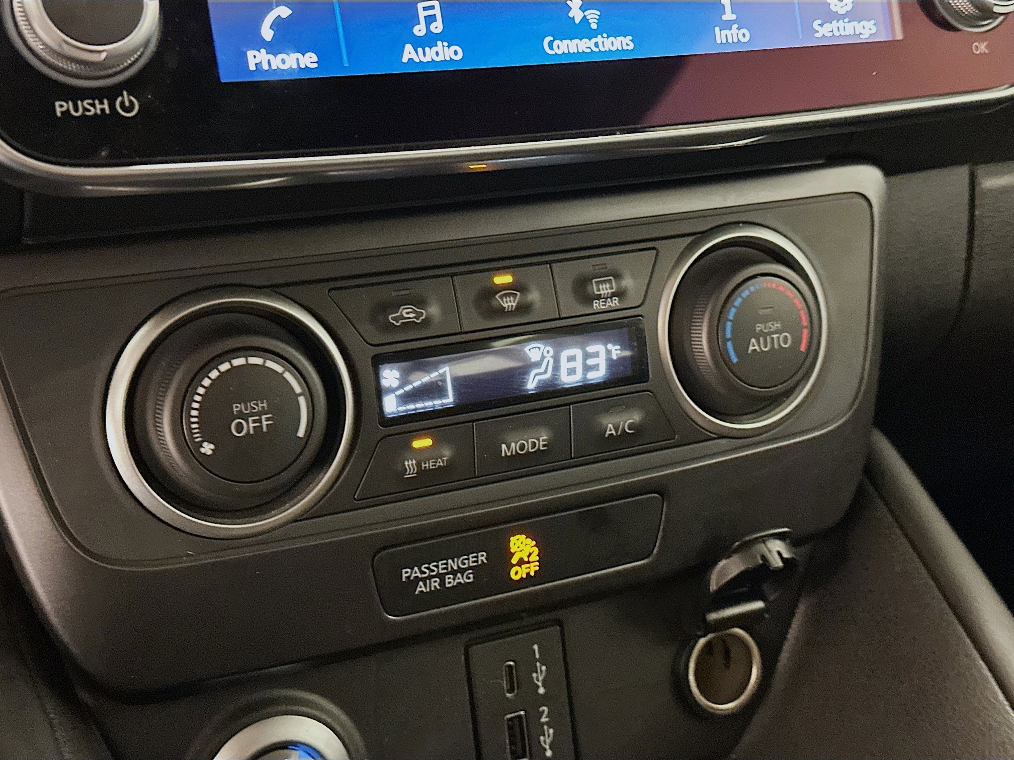 Used 2024 Nissan Leaf S image 23