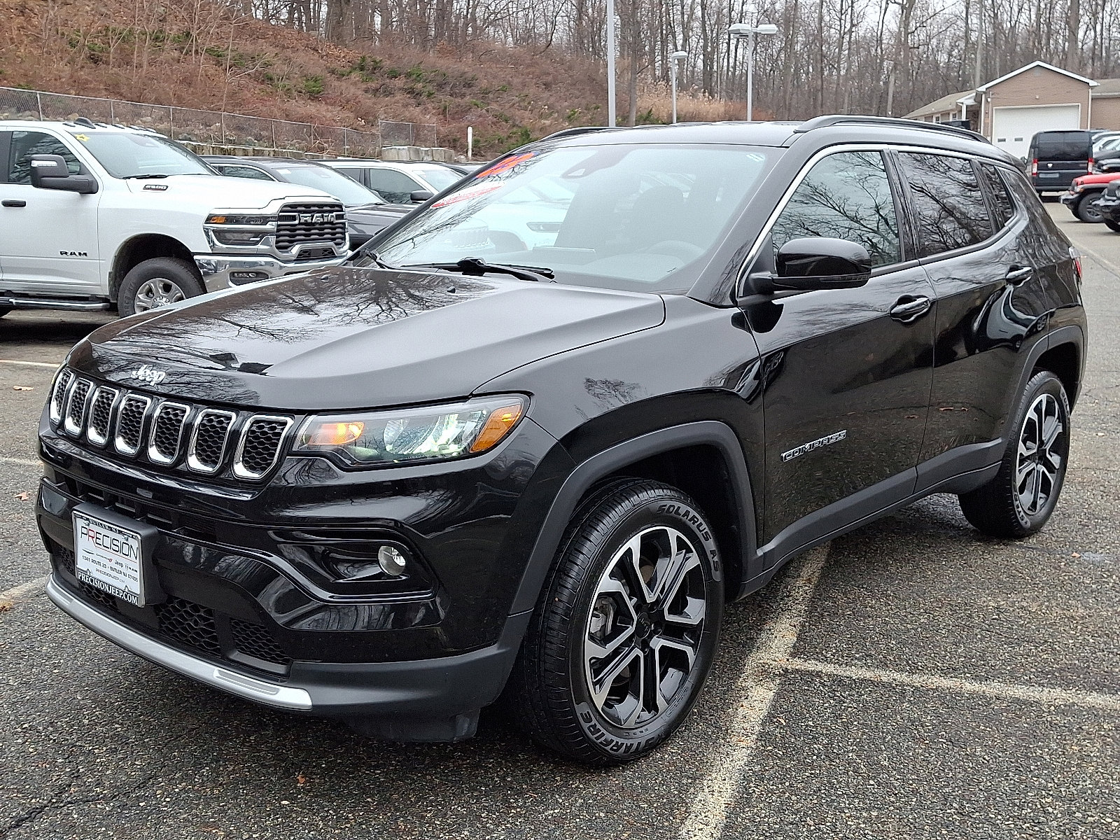 Certified 2023 Jeep Compass Limited image 3