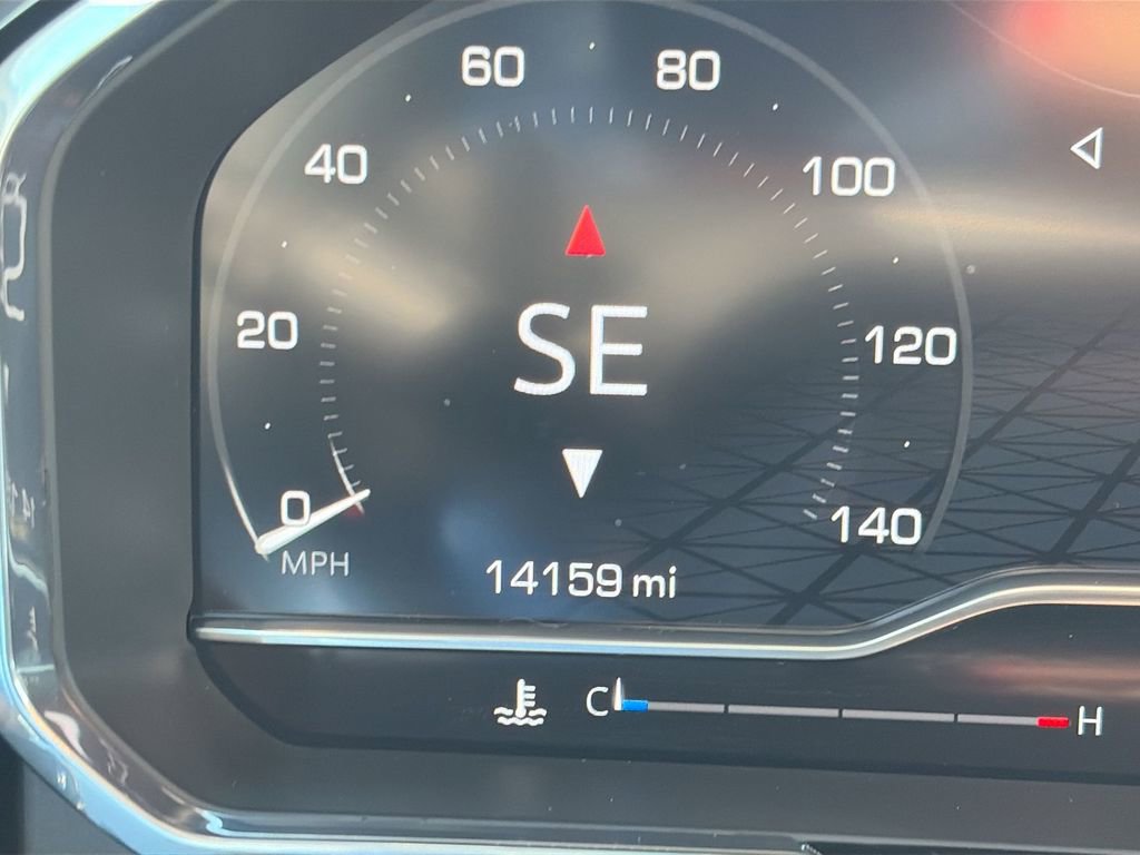 Used 2024 GMC Sierra 1500 SLT w/ SLT Premium Plus Package AWD/4WD image 19