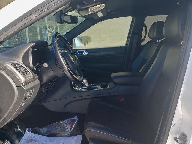 Used 2020 Jeep Grand Cherokee Altitude image 12