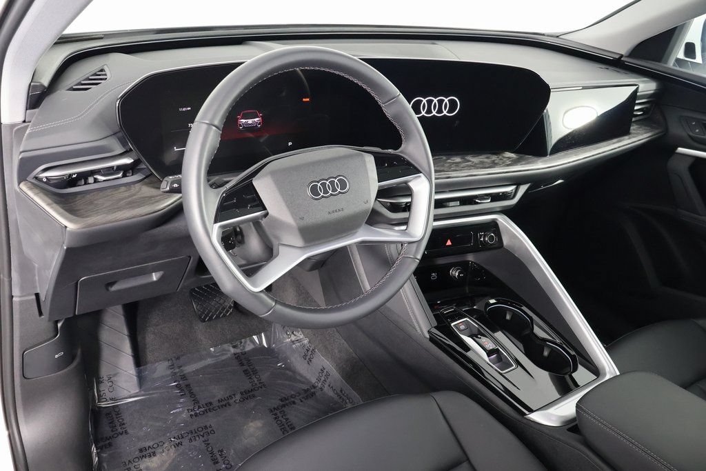 Used 2025 Audi Q5 Premium AWD/4WD image 7