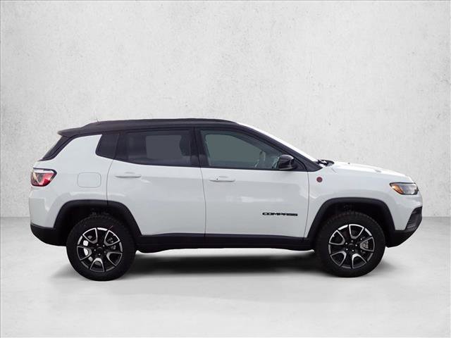 New 2026 Jeep Compass Trailhawk image 5