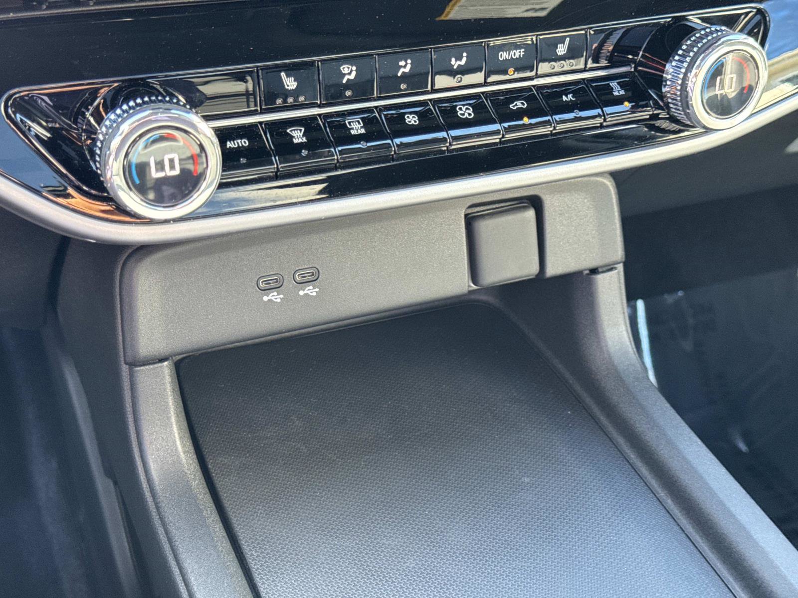 Used 2024 Honda Prologue Touring image 24