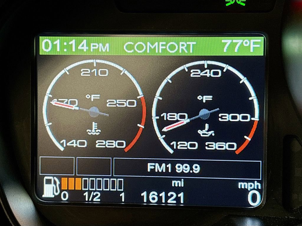 Used 2014 Ferrari California image 11