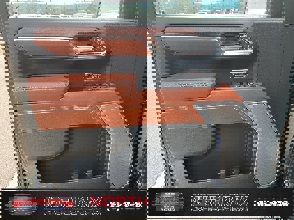 Used 2024 GMC Sierra 1500 Denali Ultimate image 5