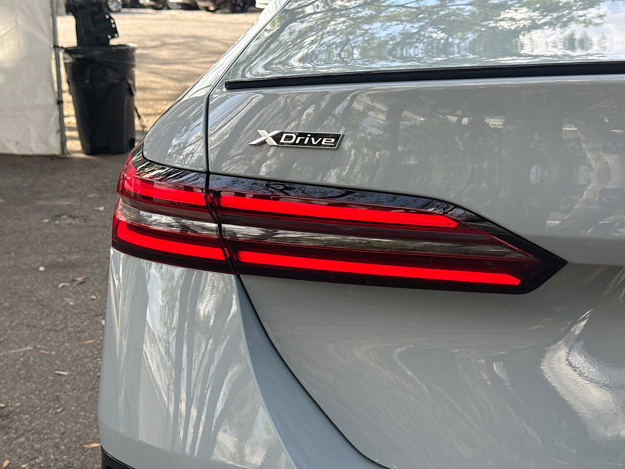 New 2026 BMW 550e xDrive w/ Executive Package AWD/4WD image 10