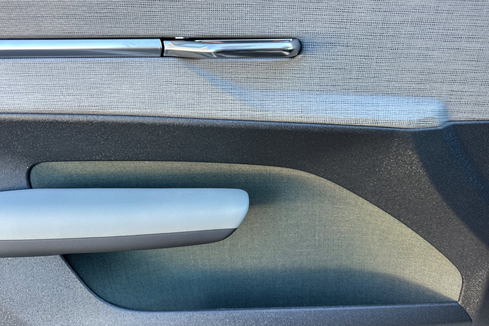 New 2026 Volvo EX30 Plus w/ Climate Package image 9