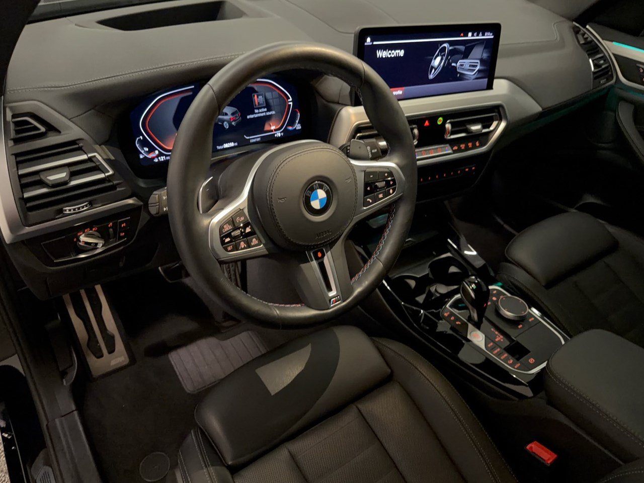 Used 2024 BMW X3 M40i AWD/4WD image 4