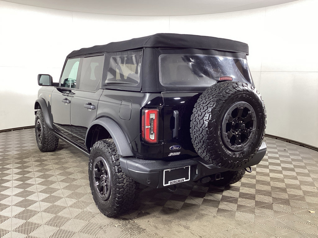 Used 2021 Ford Bronco Badlands image 4