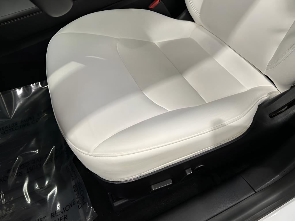 Used 2021 Tesla Model 3 Performance image 17