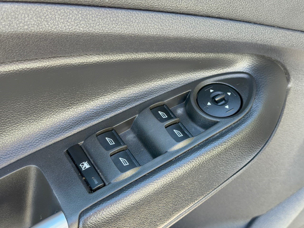 Used 2014 Ford Escape SE FWD image 15