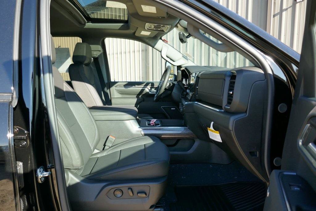 New 2026 Chevrolet Silverado 2500 LTZ w/ LTZ Plus Package image 13