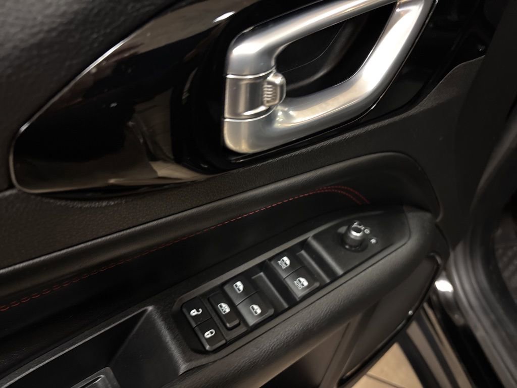 Used 2022 Jeep Compass Trailhawk image 26