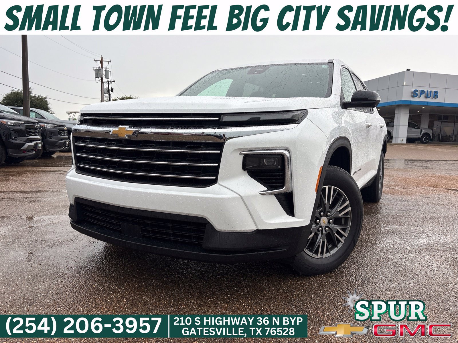 Used 2024 Chevrolet Traverse LT