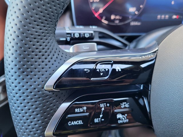 New 2026 Mercedes-Benz GLC 300 4MATIC image 23