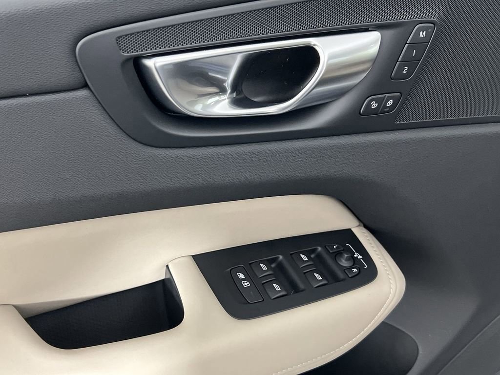New 2026 Volvo XC60 B5 Plus w/ Climate Package image 12