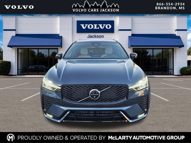 New 2026 Volvo XC60 B5 Plus w/ Protection Package Premier AWD/4WD image 2
