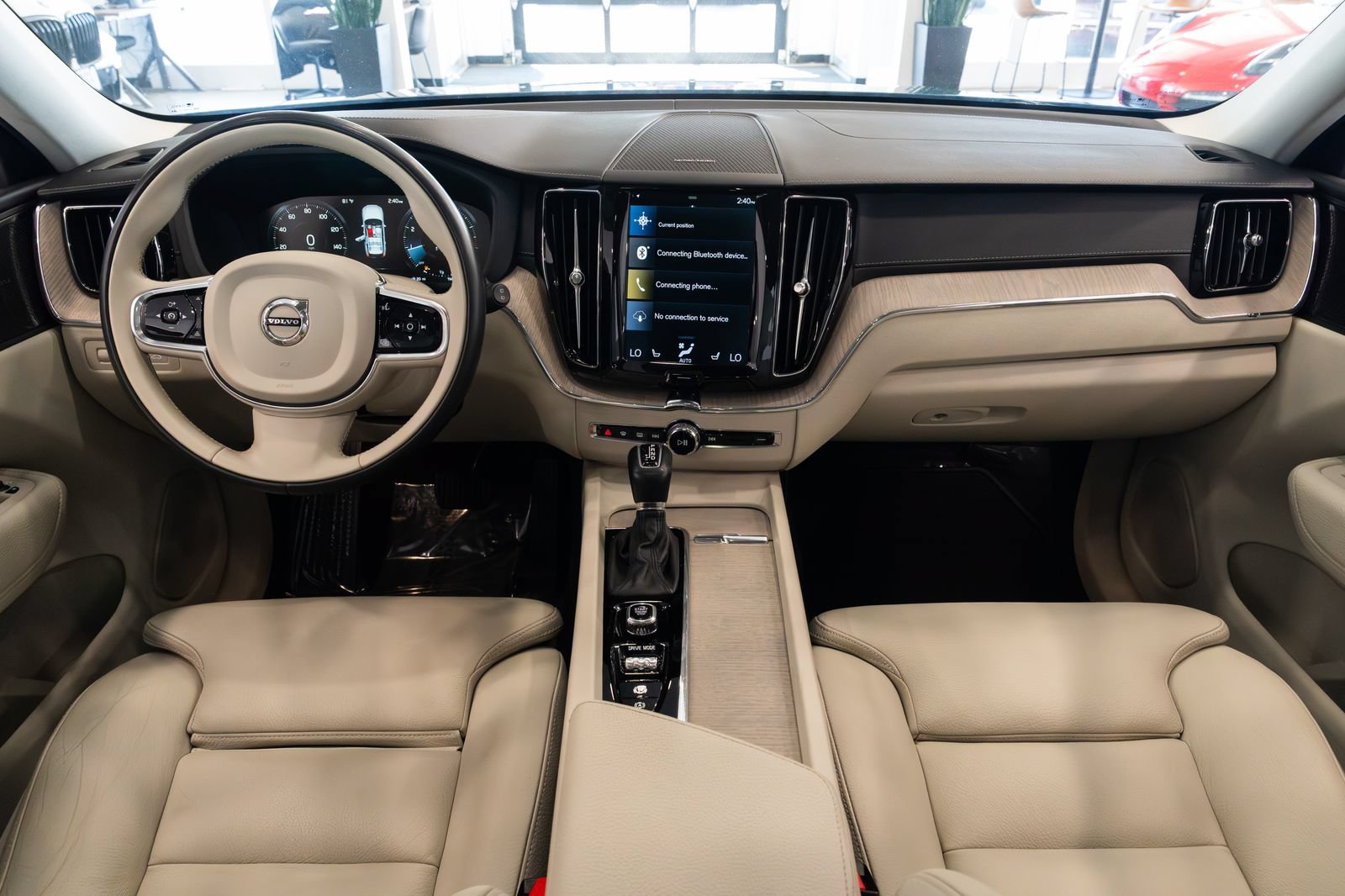 Used 2019 Volvo XC60 T5 Inscription AWD/4WD image 9