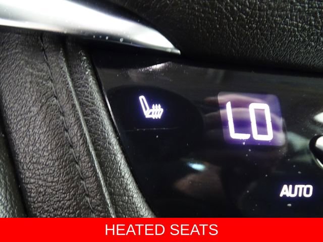Used 2018 Cadillac XT5 Luxury w/ Driver Awareness Package AWD/4WD image 13