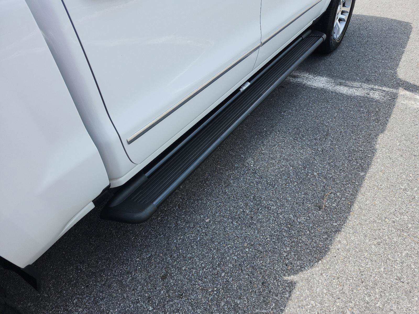 Used 2017 Chevrolet Silverado 1500 LTZ AWD/4WD image 8