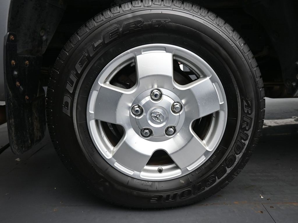 Used 2011 Toyota Tundra 4x4 Double Cab image 10