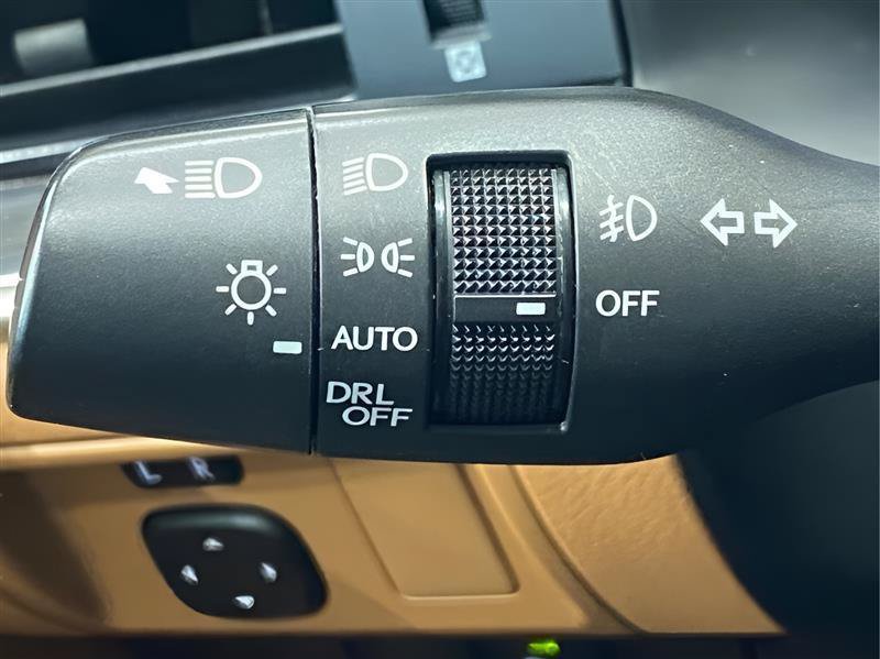 Used 2018 Lexus ES 350 w/ Navigation System Package FWD image 14