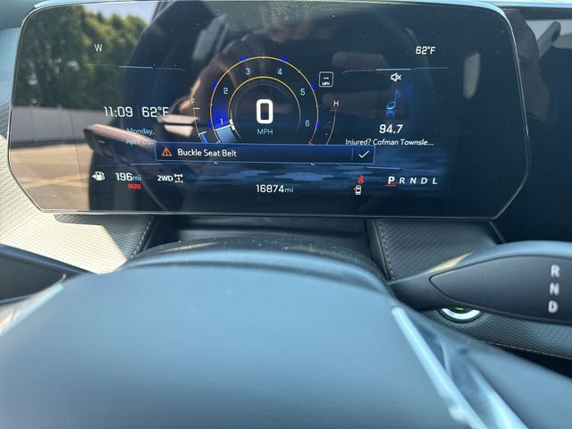 Used 2025 Chevrolet Equinox LT w/ Safety and Technology Package image 12