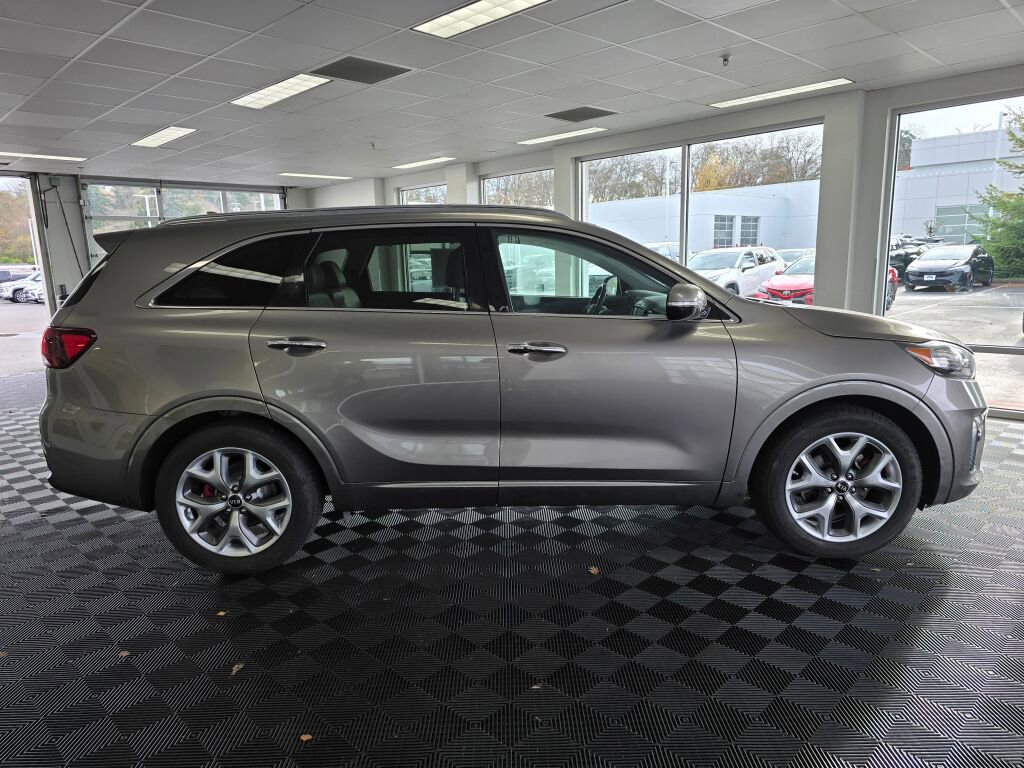 Used 2019 Kia Sorento SX image 3