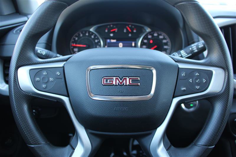Used 2022 GMC Terrain SLE w/ Driver Convenience Package image 16