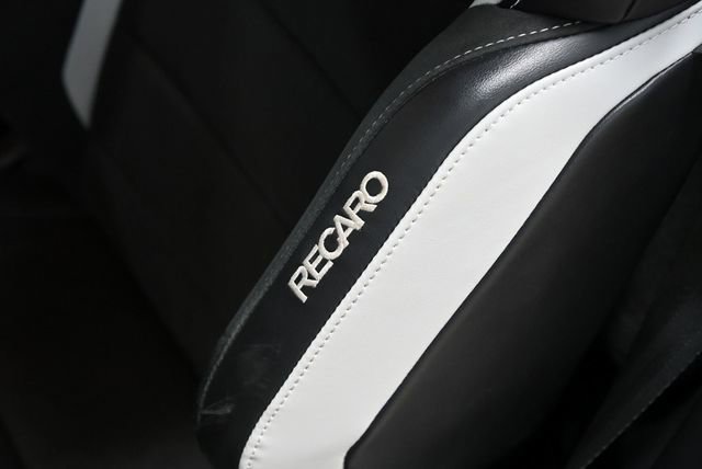 Used 2020 Ford Mustang Shelby GT500 w/ Carbon Fiber Track Pack image 43