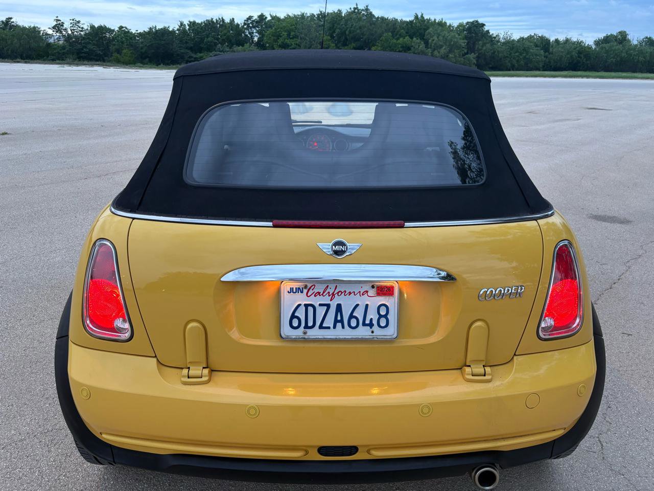 Used 2008 MINI Cooper Convertible FWD image 11