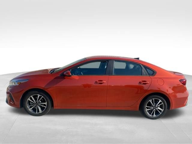 Used 2023 Kia Forte LXS image 6