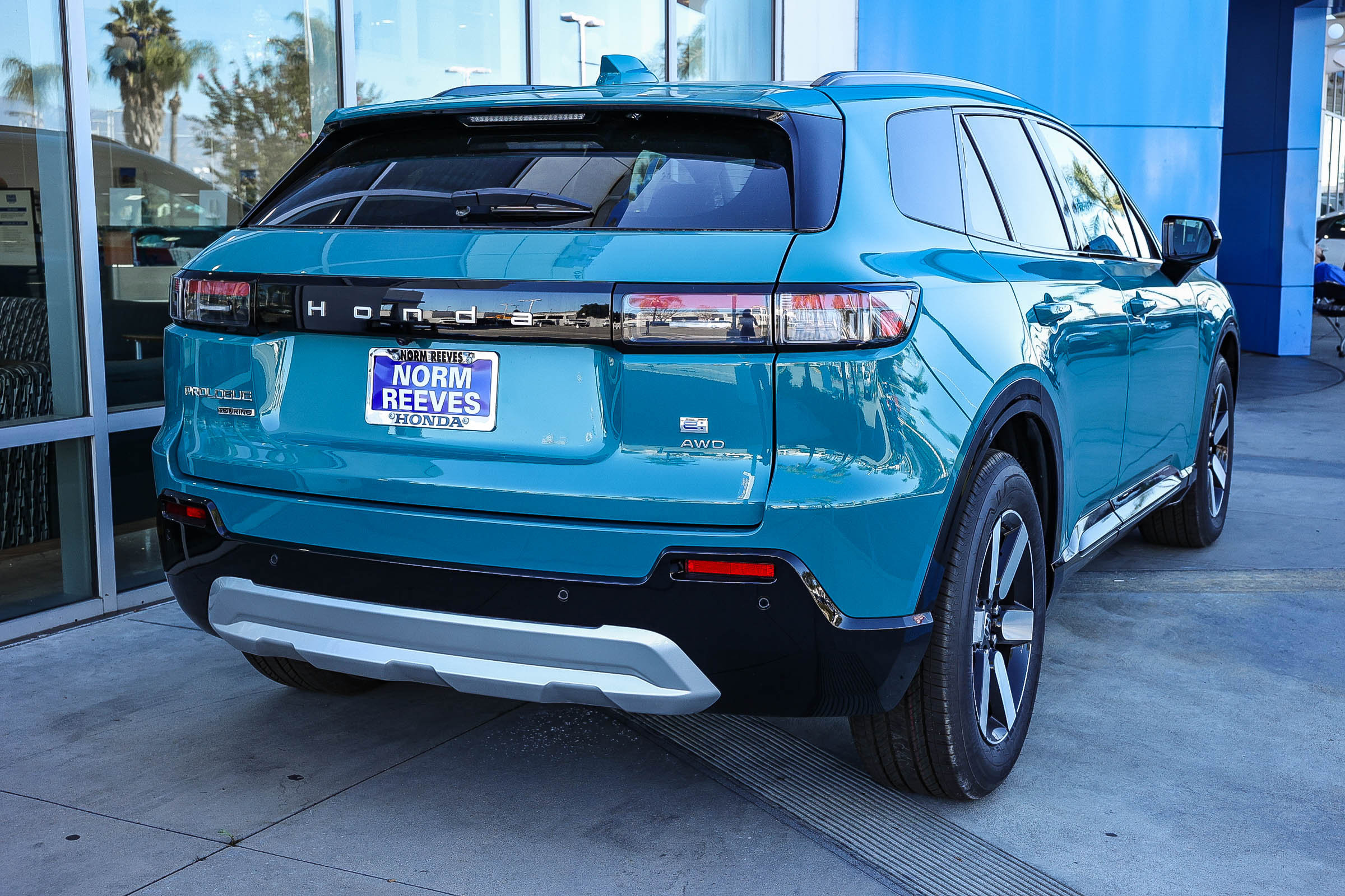 New 2026 Honda Prologue Touring image 3