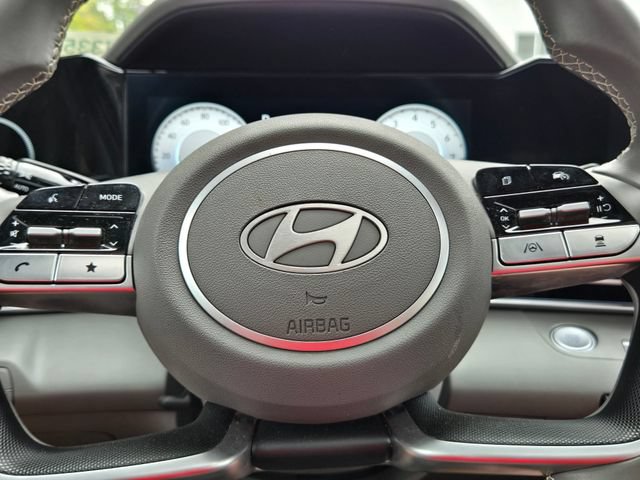 Certified 2025 Hyundai Elantra SEL FWD image 24