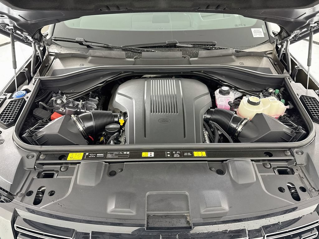 New 2026 Land Rover Range Rover SE AWD/4WD image 30