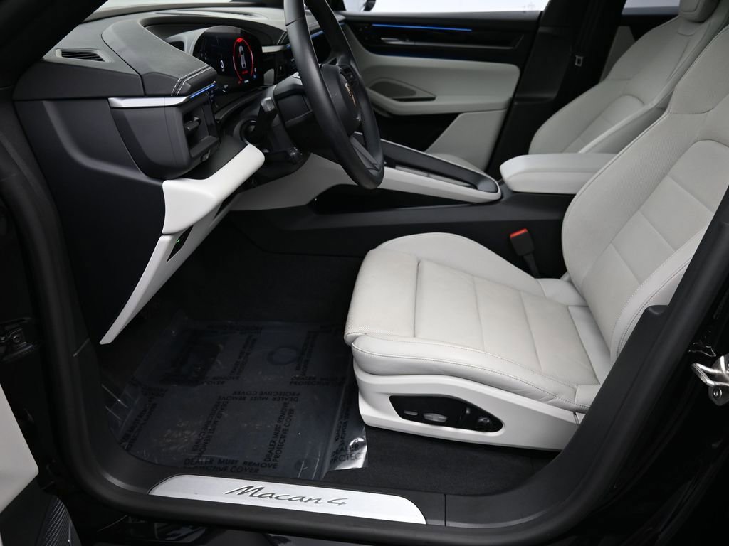 Certified 2024 Porsche Macan 4 Electric image 6