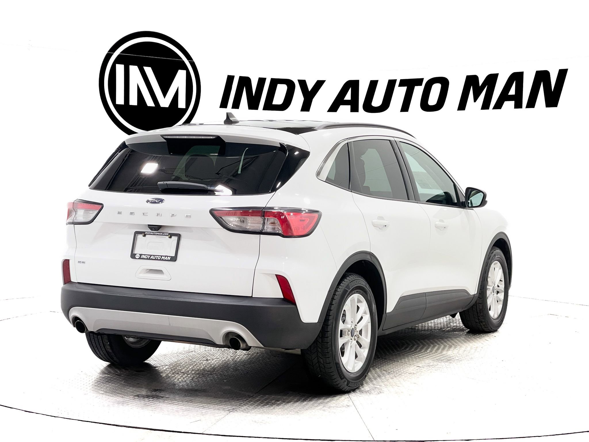 Used 2020 Ford Escape SE image 4